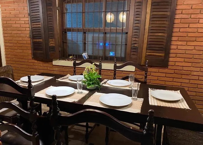 Linda Casa Com Piscina A 5 Minutos A Pe Da Praia